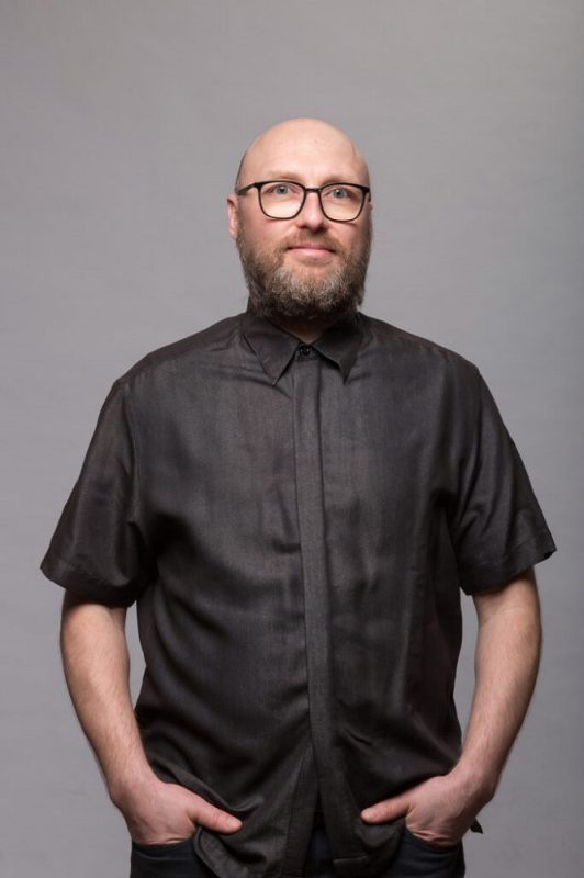 File:Raabel, Rain (foto Siim Vahur, allikas Tallinna Linnateater).jpg